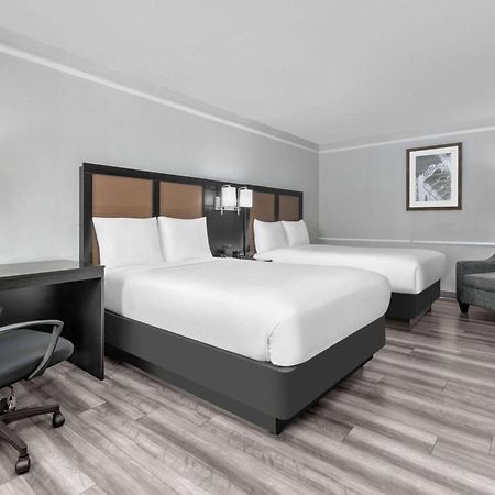 Baymont By Wyndham Austin University Area Ngoại thất bức ảnh